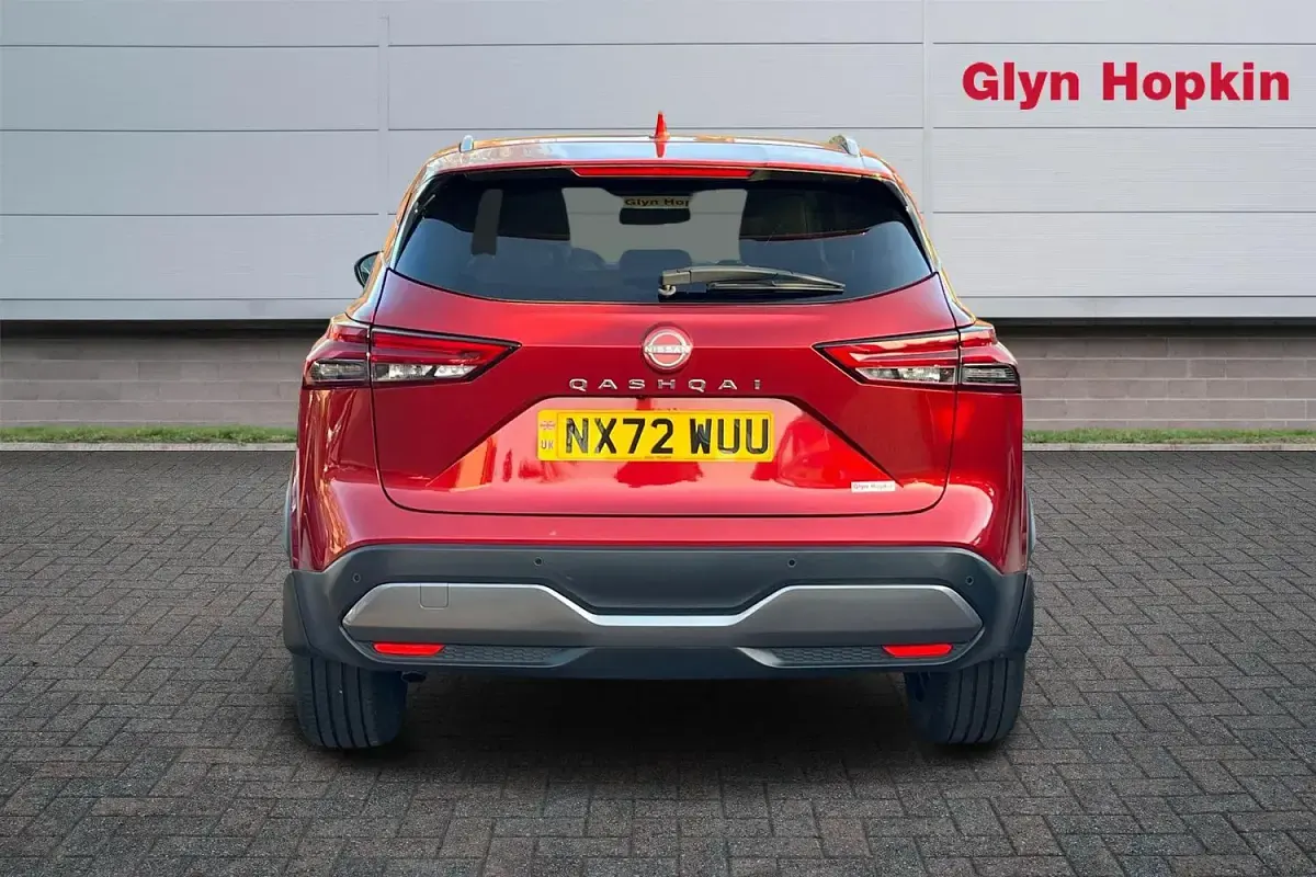 Used Nissan Qashqai Tekna+ 158 HP (116 kW) 2022 Red SUV