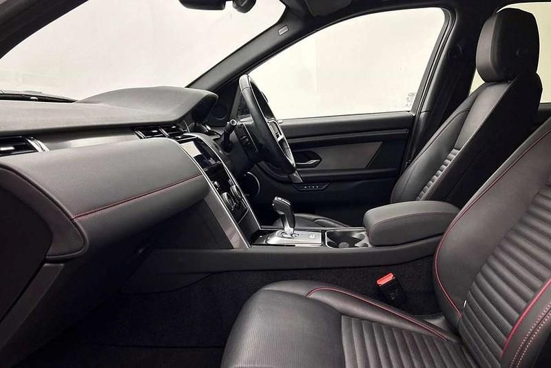 Used Land Rover Discovery Sport SE Dynamic 200 HP (147 kW) 2022 White SUV