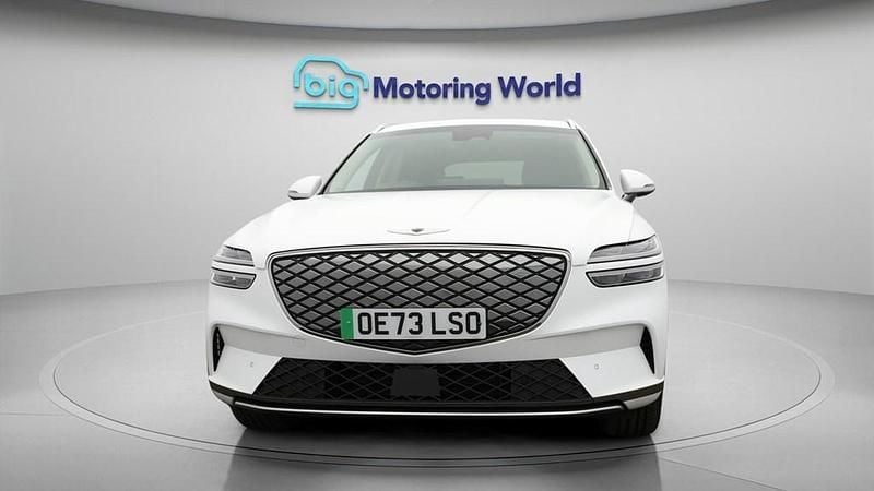 Used Genesis GV70 359 kW (489 HP) 2023 SUV