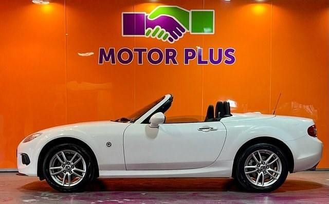 Begagnad Mazda MX5 126 HK (92 kW) 2013 Vit Cab