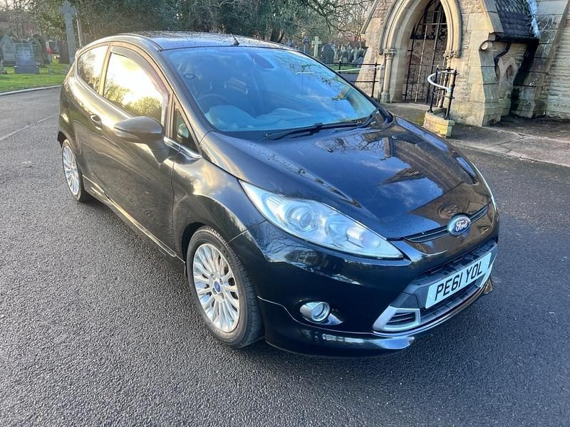 Used Ford Fiesta Titanium 2011 Black Hatchback