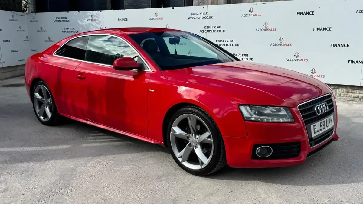 Begagnad Audi A5 S-Line 170 HK (125 kW) 2009 Röd Sportkupé