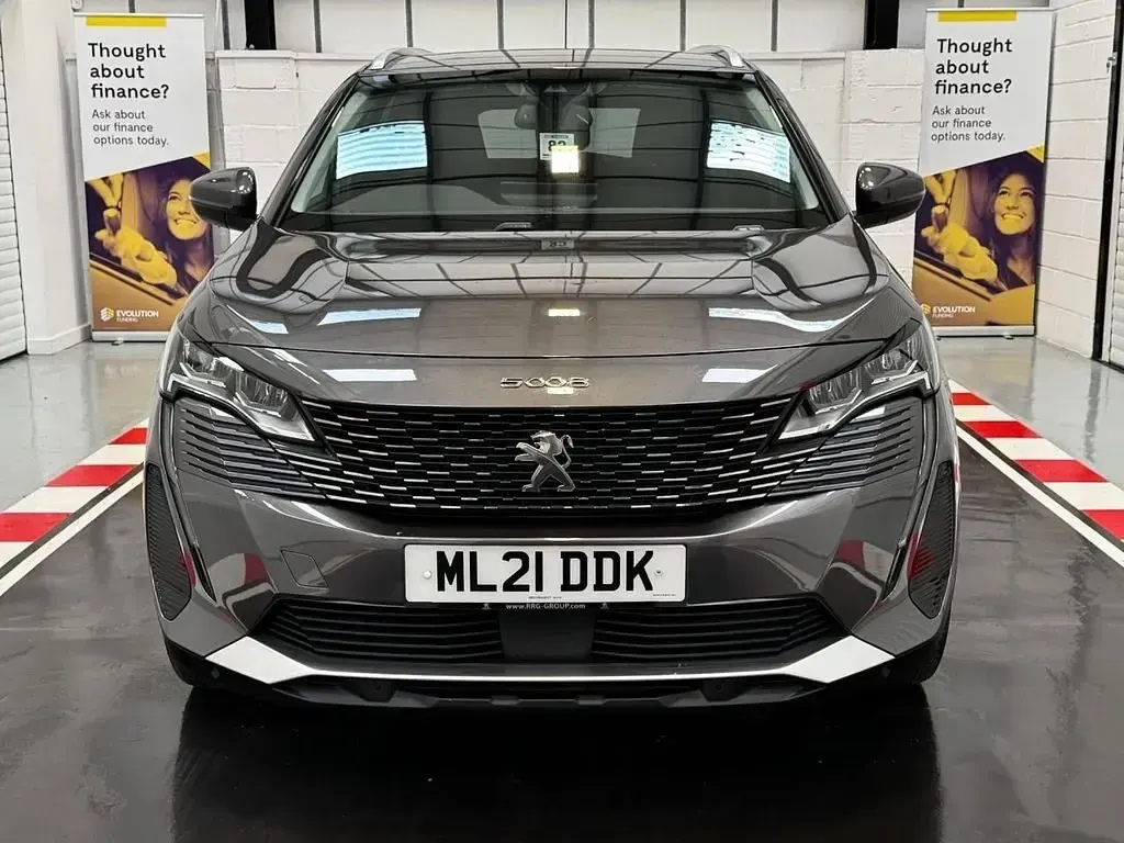 Second-hand Peugeot 5008 Allure Premium 130 CP (95 kW) 2021 Gri SUV