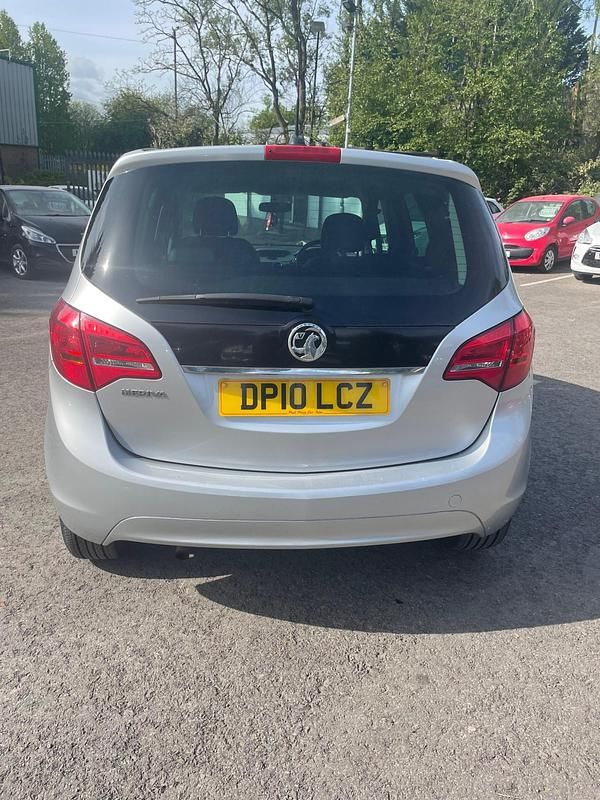 Used Vauxhall Meriva 2010 Silver MPV