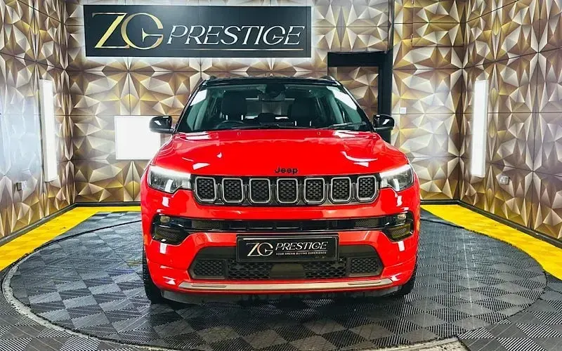 Begagnad Jeep Compass 241 HK (177 kW) 2023 Röd SUV