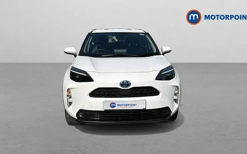 Used Toyota Yaris Hybrid 116 HP (85 kW) 2026 Estate