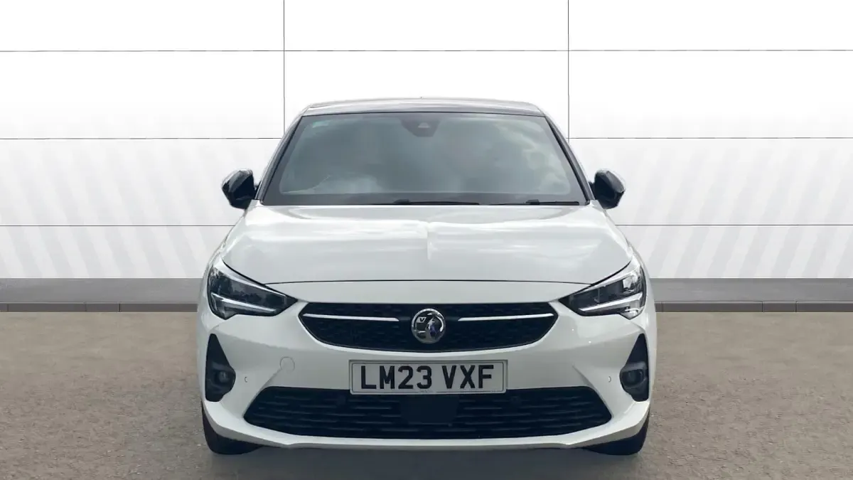 Used Vauxhall Corsa Ultimate 101 HP (74 kW) 2023 White Hatchback