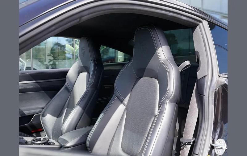 Used Porsche 911 444 HP (326 kW) 2019 Black Coupe