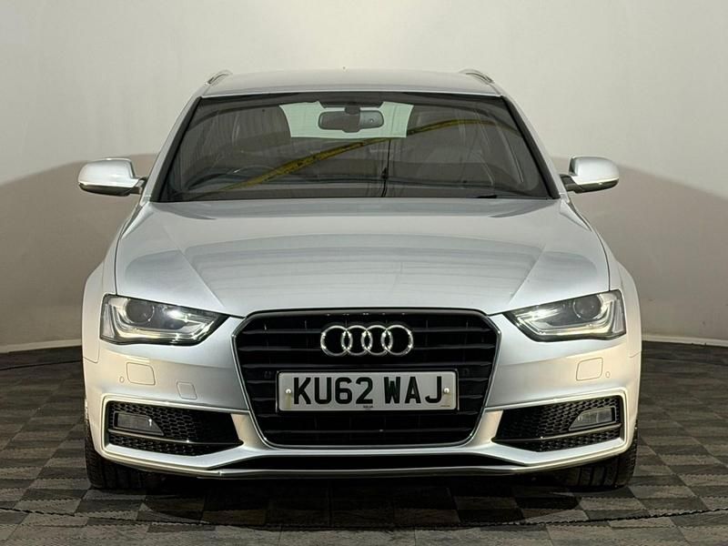 Used Audi A4 S-Line 175 HP (128 kW) 2012 Silver Estate