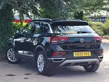 Used VW T-Roc Style 150 HP (110 kW) 2025 Black SUV