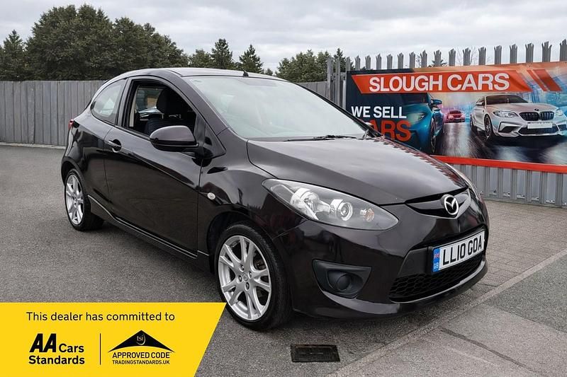 Used Mazda 2 2010 Maroon Hatchback