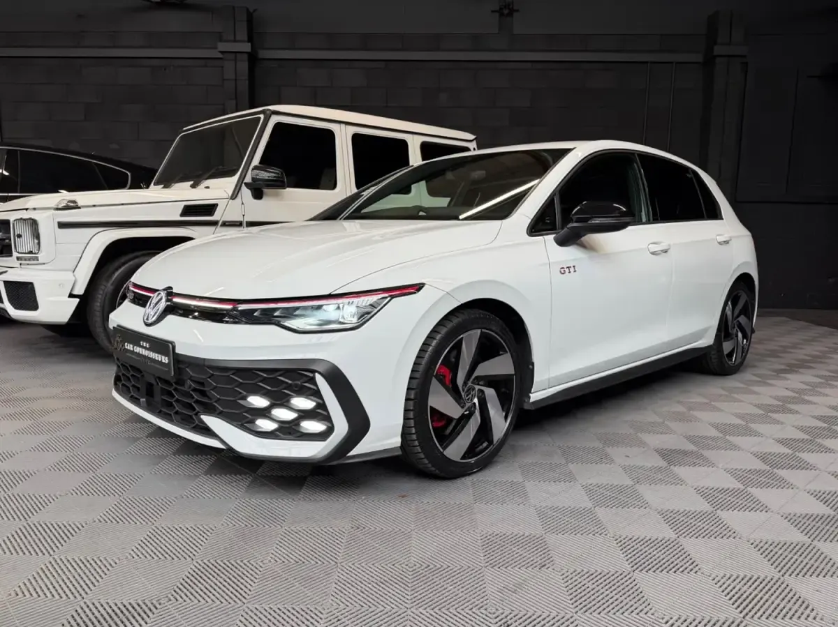 Używany VW Golf VIII GTI 2024 Biały Hatchback