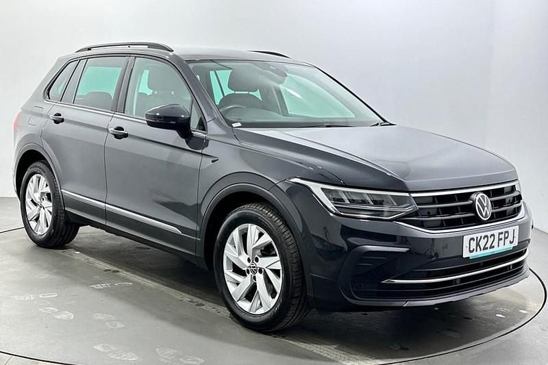 Used VW Tiguan Life 150 HP (110 kW) 2022 Grey SUV