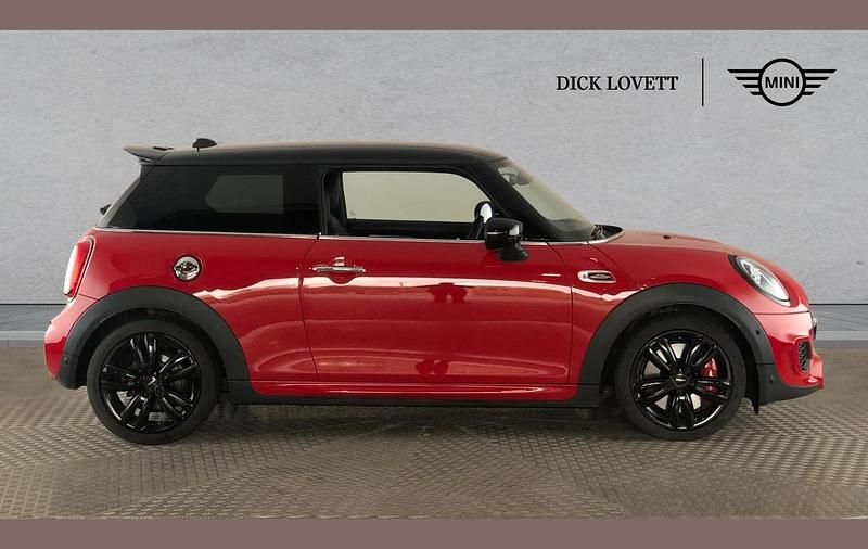Used Mini John Cooper Works Hatch 228 HP (167 kW) 2021 Red Hatchback
