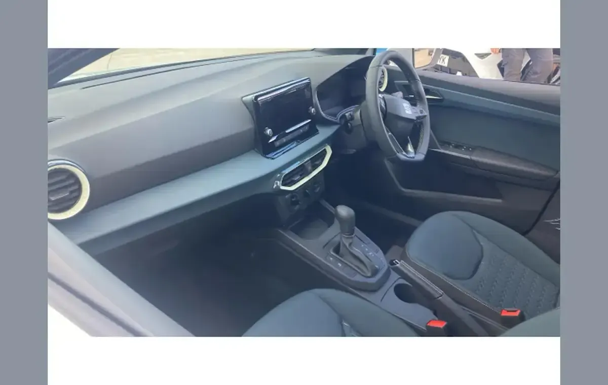 Nuevo Seat Ibiza SE 116 CV (85 kW) 2026 Blanco Utilitario