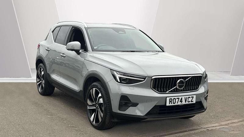 Vapour grey Used 2024 Volvo XC40 Ultra SUV | £34,990 (Expensive) - Image 1/4