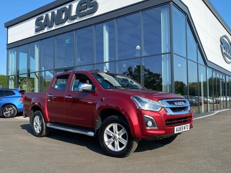 Red Used 2019 Isuzu D-Max Pickup | £13,999 (Fair price) - Image 1/4