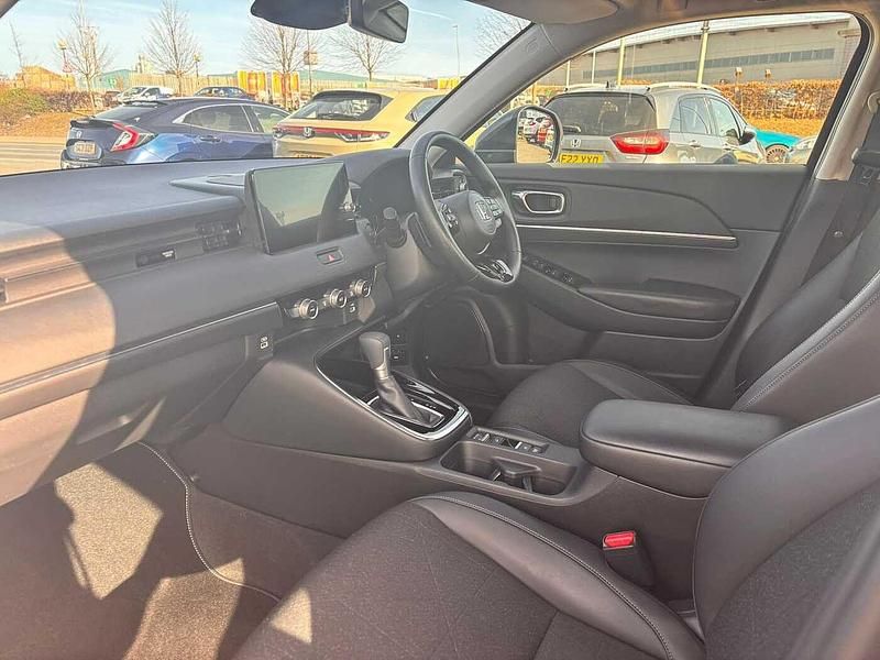 Used Honda HR-V Advance 131 HP (96 kW) 2023 Grey SUV