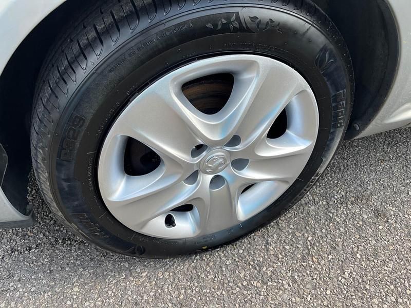Used Vauxhall Zafira 115 HP (84 kW) 2011 Silver MPV