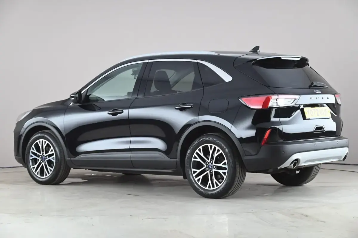 Used Ford Kuga Titanium 120 HP (88 kW) 2023 Black SUV