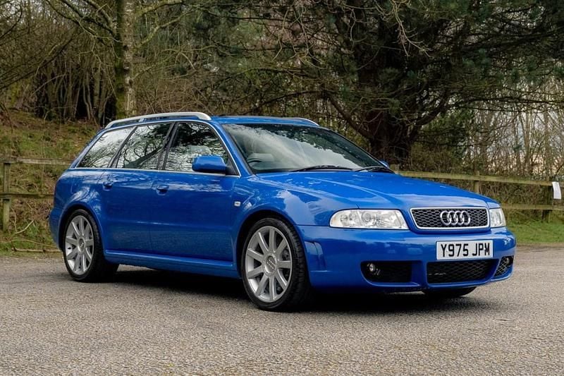 Used Audi RS4 Performance 380 HP (279 kW) 2001 Blue Estate