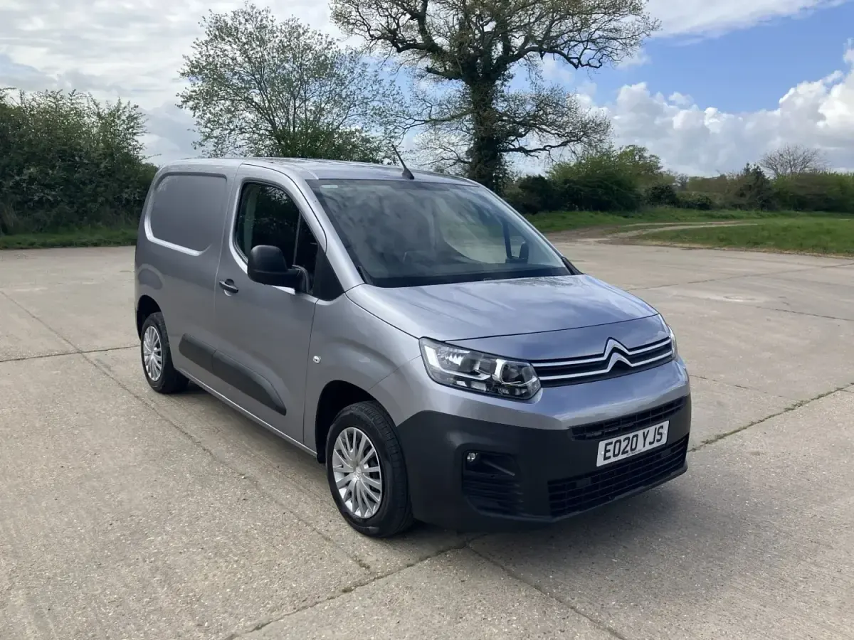 Używany Citroën Berlingo 2020 Szary Minivan