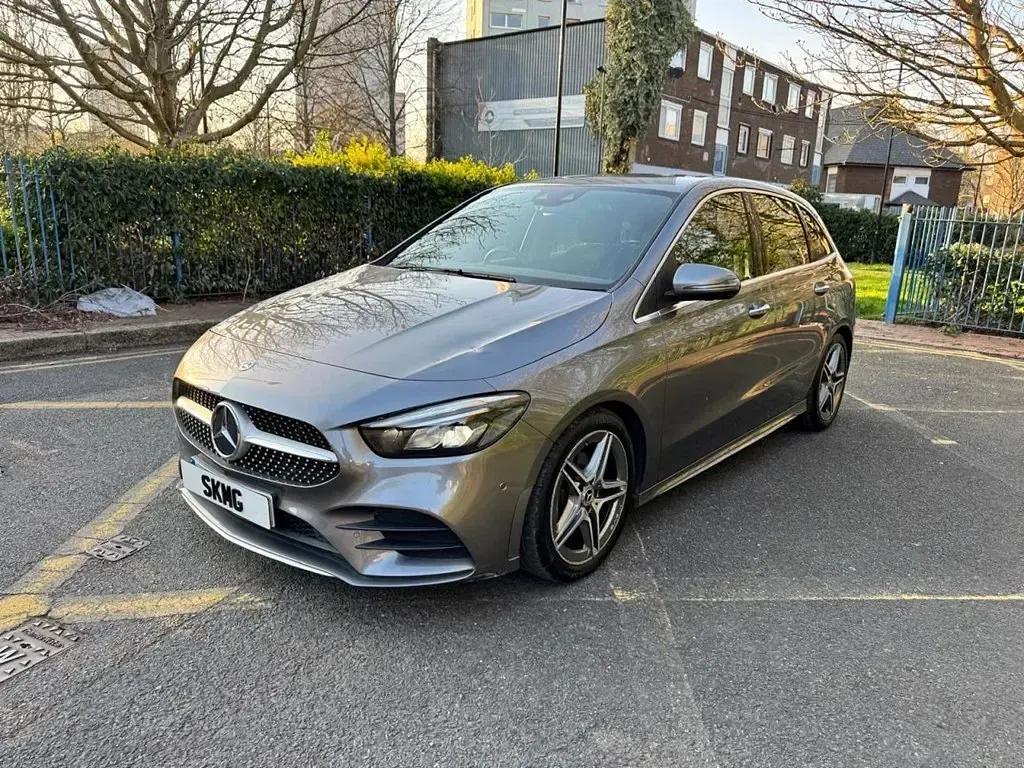 Used Mercedes B200 AMG line 163 HP (119 kW) 2019 Grey Hatchback