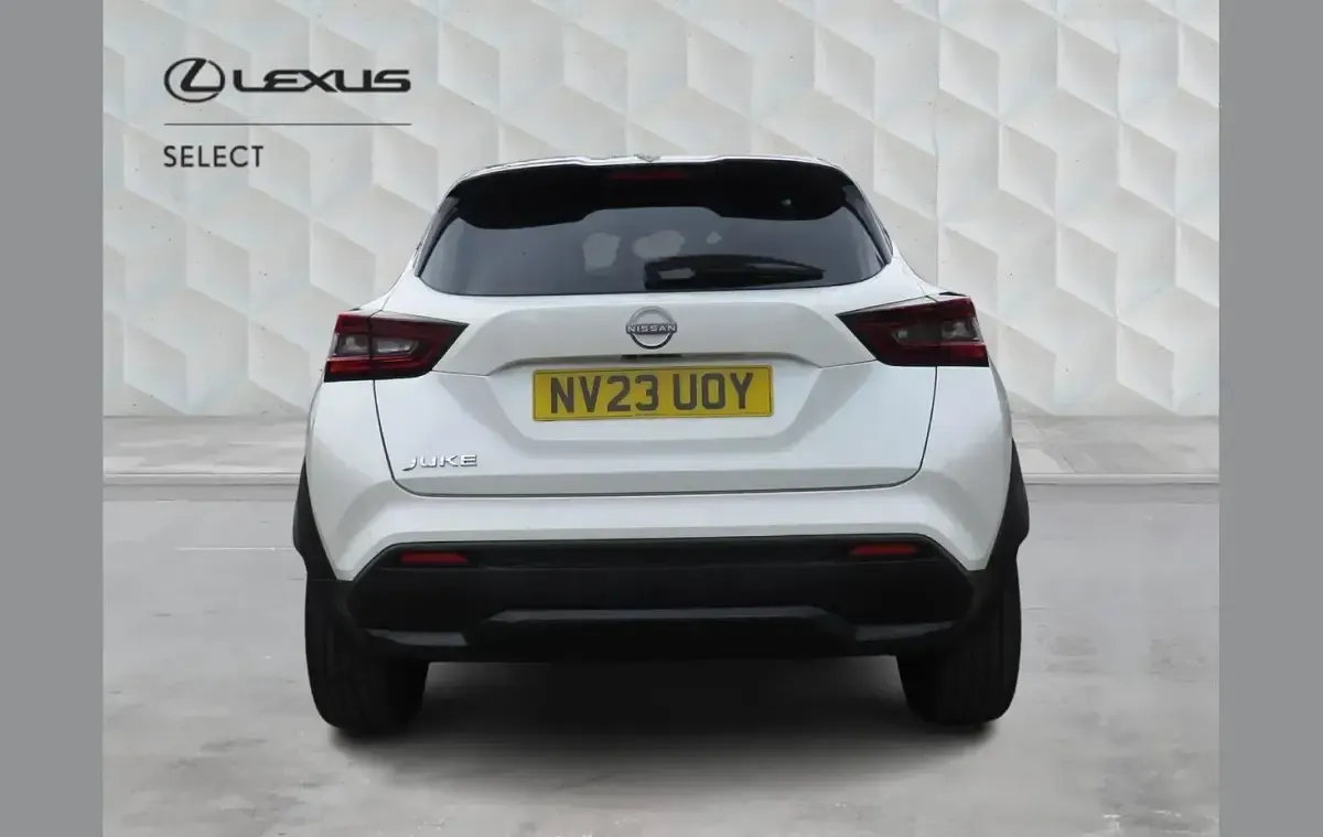 Used Nissan Juke Tekna+ 114 HP (83 kW) 2023 White SUV
