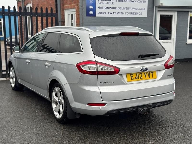 Usado Ford Mondeo Titanium X 2012 Prateado Carrinha