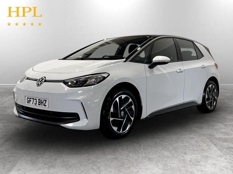 Used VW ID.3 Pro 150 kW (204 HP) 2023 White Hatchback