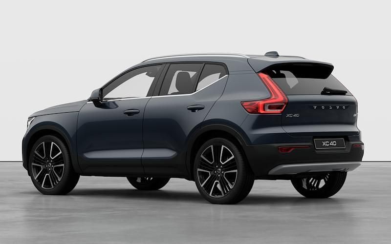 New Volvo XC40 Ultra 197 HP (144 kW) 2025 Vapour grey SUV