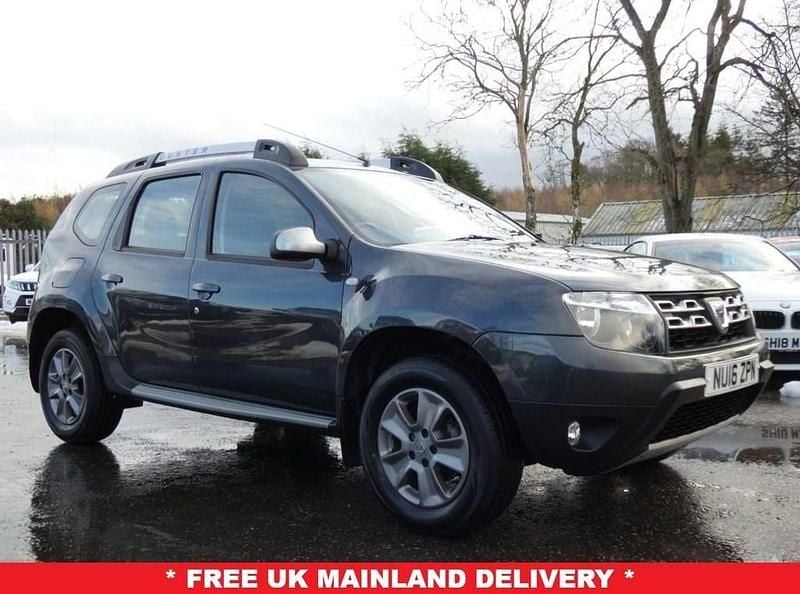 Grey Used 2016 Dacia Duster Lauréate Hatchback | £6,995 (Fair price) - Image 1/4