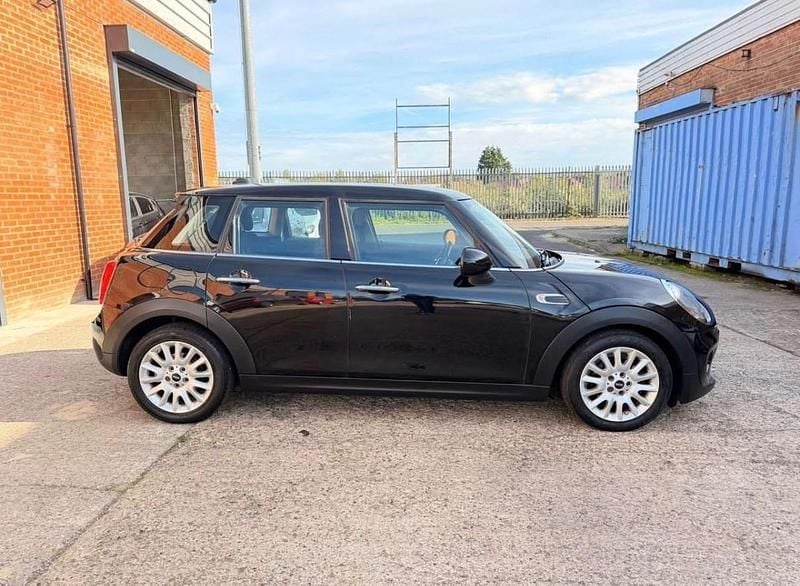Used Mini Cooper D Hatch 2015 Black Hatchback