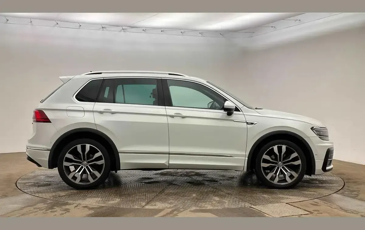 Used VW Tiguan R-line 147 HP (108 kW) 2019 White SUV