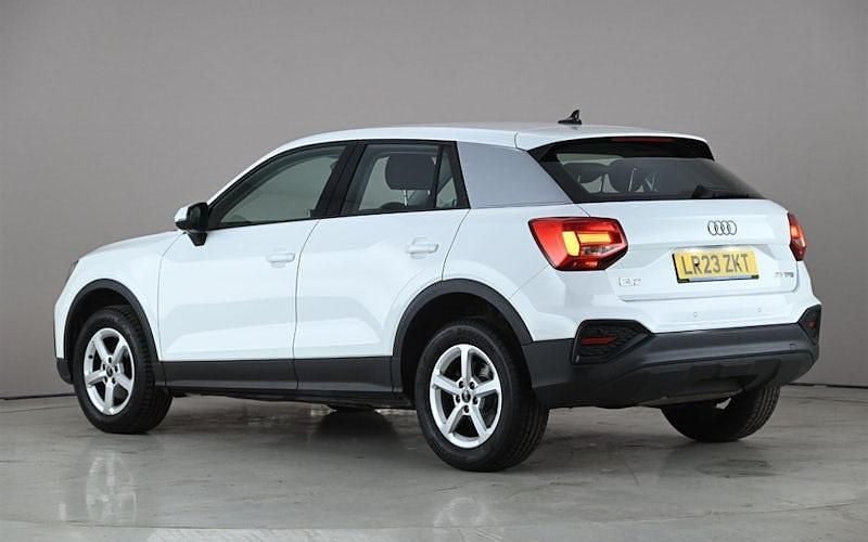Usado Audi Q2 110 CV (80 kW) 2023 Blanco SUV