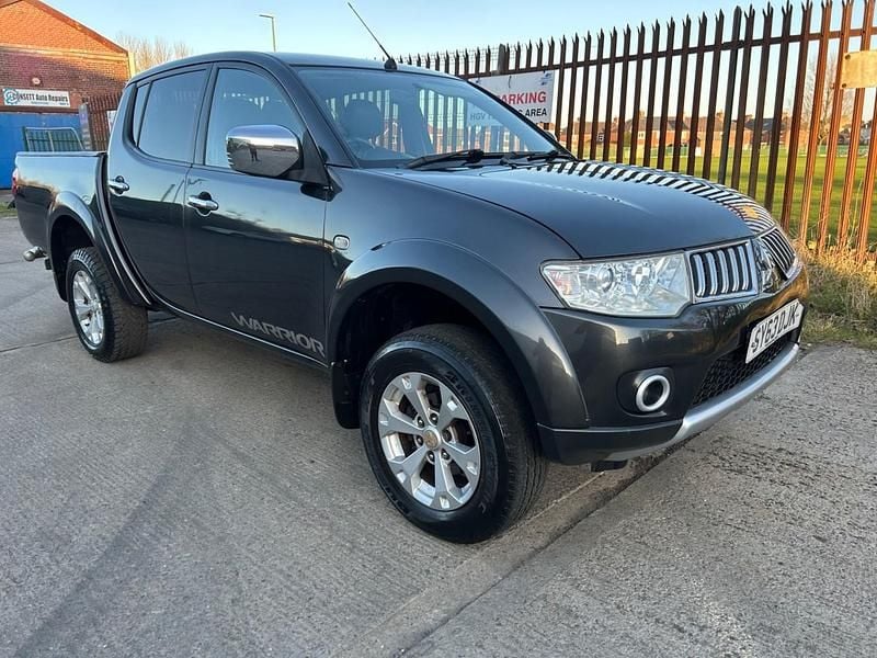 Used Mitsubishi L200 Warrior 176 HP (129 kW) 2013 Grey Pickup