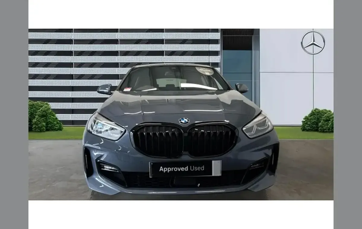 Used BMW 118 M Sport 134 HP (98 kW) 2023 Grey Hatchback