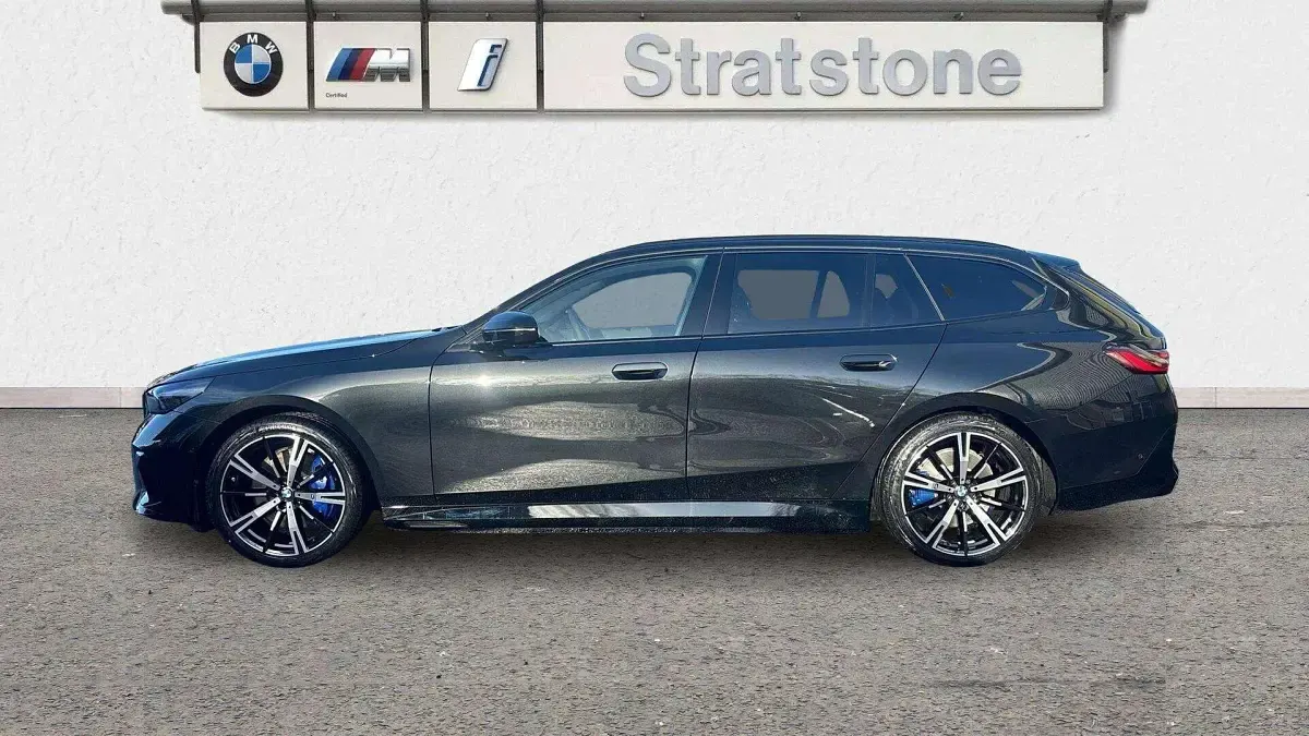 Used BMW i5 M Sport 250 kW (340 HP) 2025 Black Estate