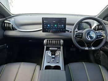 Image 3/4