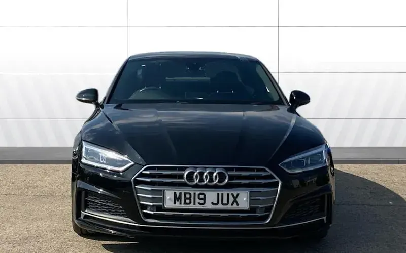 Used Audi A5 Comfort 190 HP (139 kW) 2019 Black Coupe