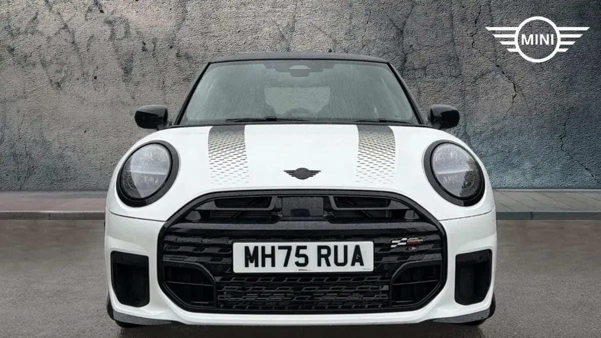 Usado Mini Cooper Hatch 113 kW (154 CV) 2026 Blanco Utilitario