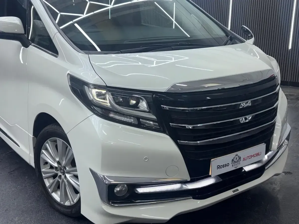 Used Toyota Alphard 2024 White MPV