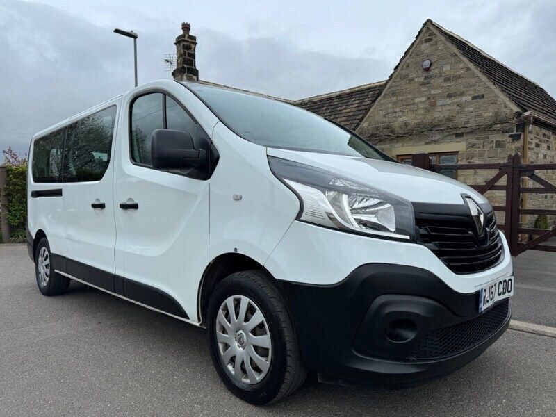 Used Renault Trafic Business 2017 White MPV