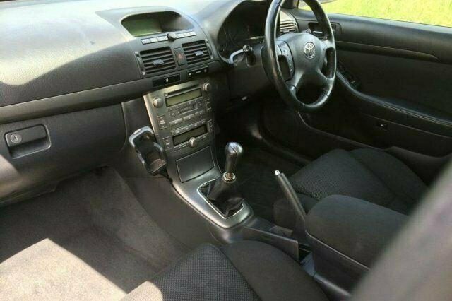 Used Toyota Avensis 127 HP (93 kW) 2003 Estate