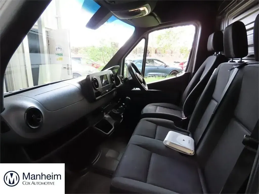 Usado Mercedes Sprinter Progressive 2023 Branco Van