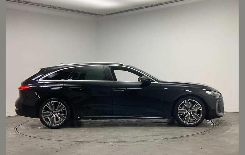 Used Audi A5 S-Line 200 HP (147 kW) 2026 Black Estate