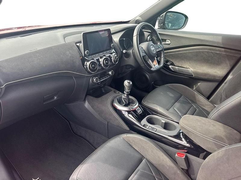 Used Nissan Juke S 112 HP (82 kW) 2020 Red SUV
