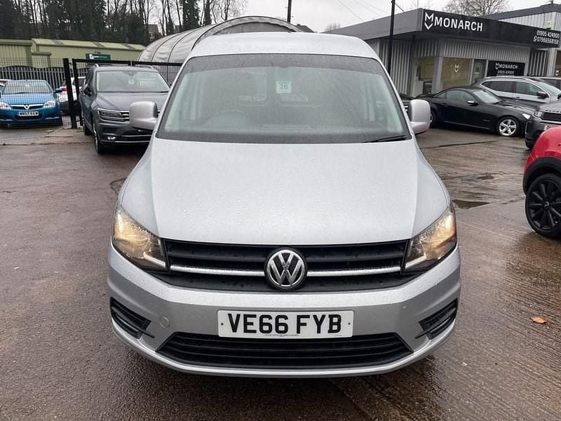 Used VW Caddy Highline 102 HP (75 kW) 2016 Silver MPV