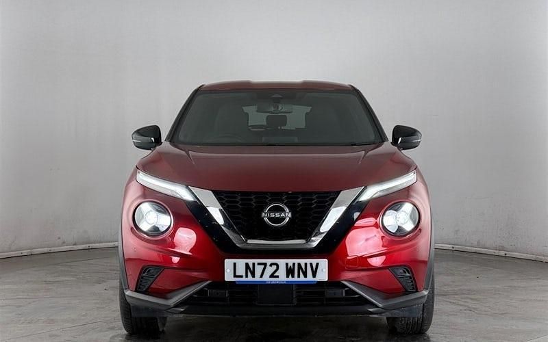 Used Nissan Juke N-Connecta 114 HP (83 kW) 2023 Red SUV