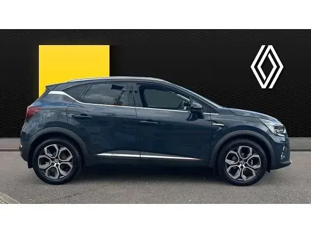 Begagnad Renault Captur Techno 91 HK (66 kW) 2022 Svart SUV